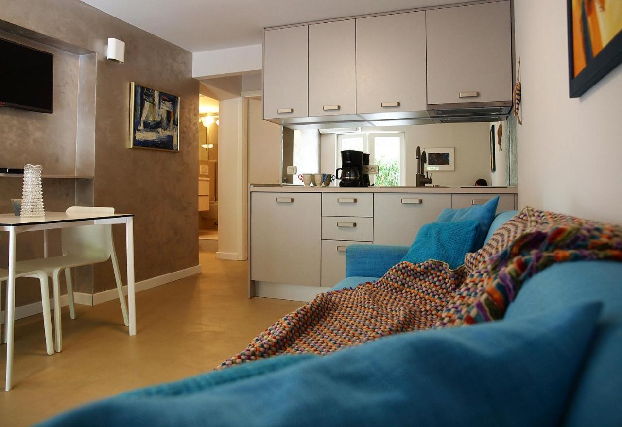 Apartments House Filipovic Makarska Exteriör bild